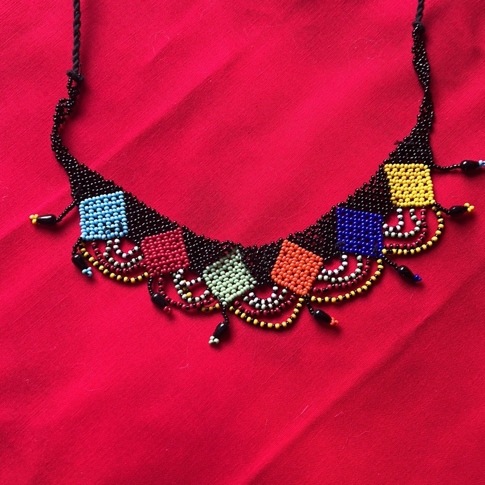 Multicolor beaded choker - Picture 4 of 4